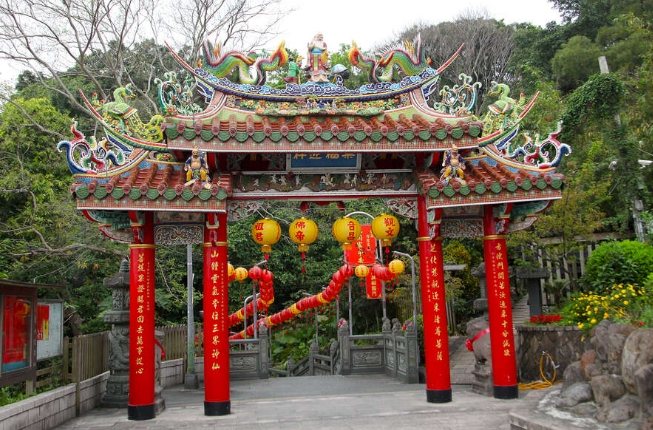 芝山巖惠濟宮：歷史活化石旅遊全攻略，開放時間、交通、景點與周邊推薦一次掌握 post thumbnail image
